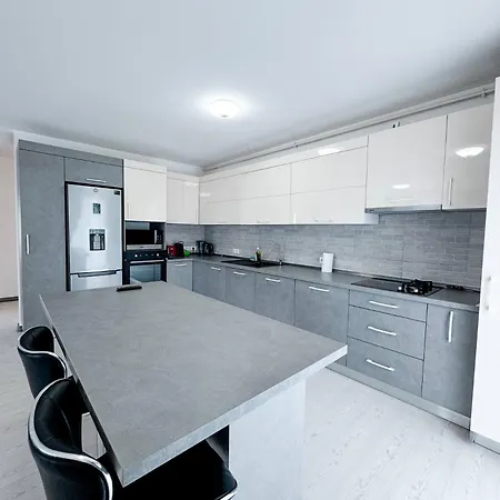 דירה Grand View Retreat-kingsize Bed, Parking, Terrace קלוז'-נאפוקה