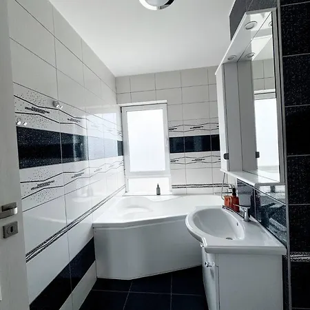 Grand View Retreat-kingsize Bed, Parking, Terrace * קלוז'-נאפוקה